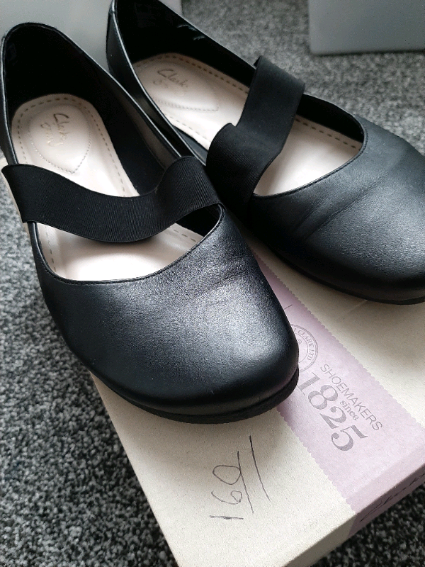 clarks shoes leicester